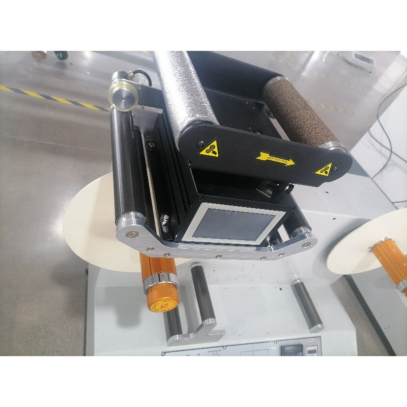 High Precision Automatic Rewin - Sticker Label Roll 评论和价格